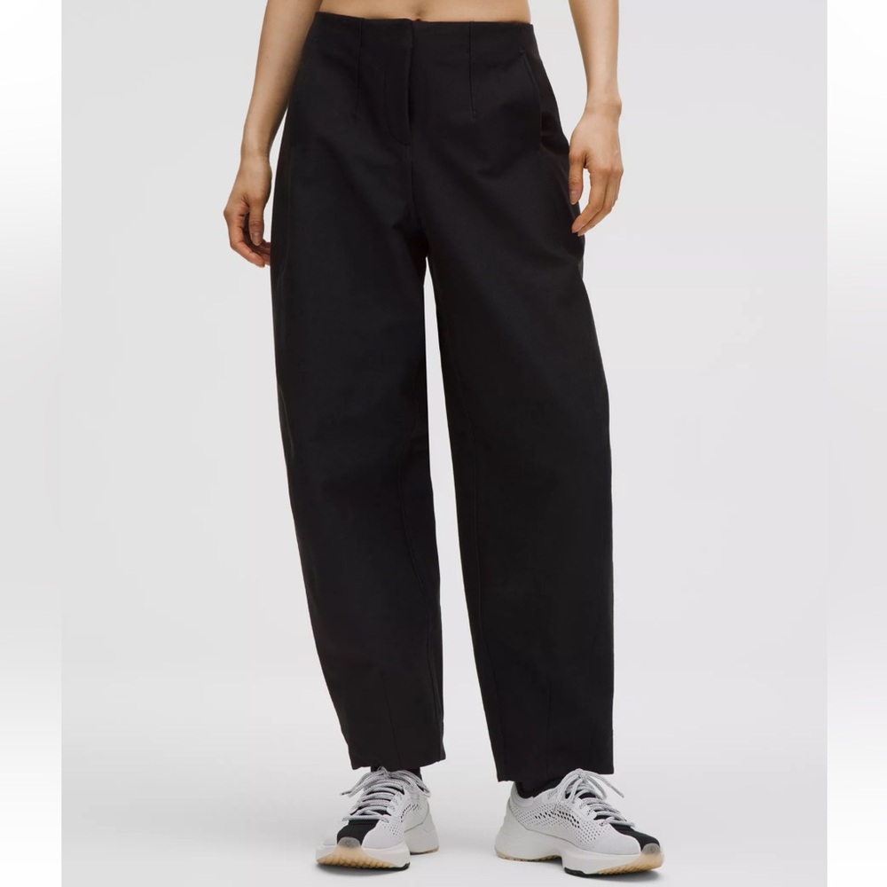 LULULEMON Utilitech Twill Mid-Rise Barrel-Leg Pant Black